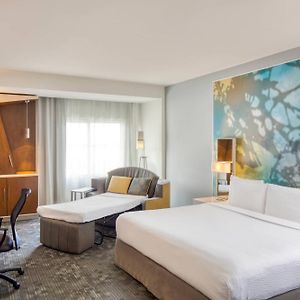 King Room Sofa Bed City View